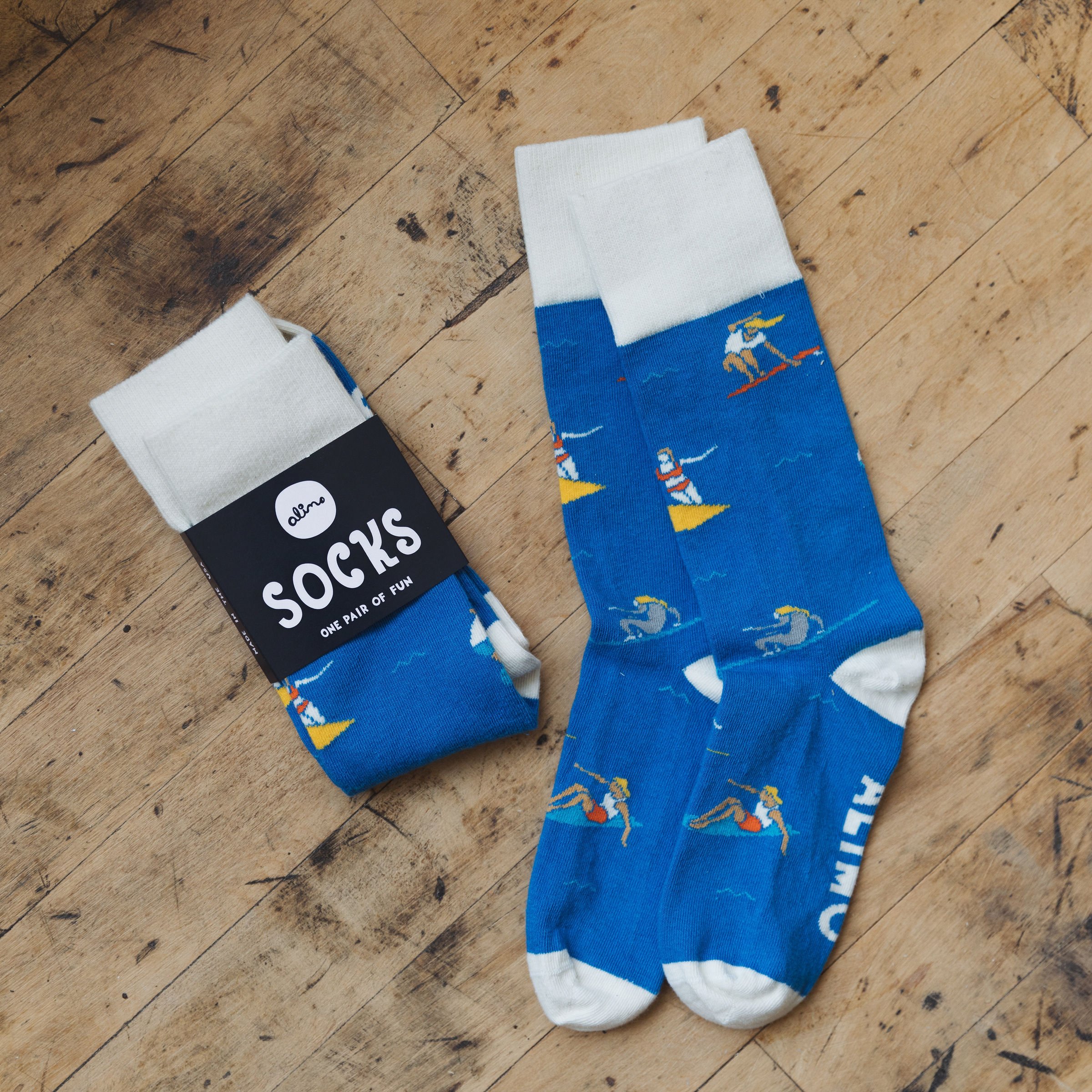 wholesale custom socks alimo flat lay